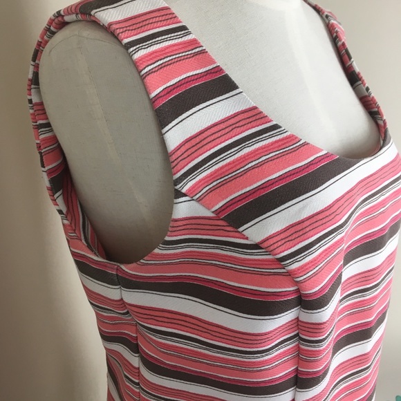 ⭐️Perfect Pink, Brown & White Summer Tank⭐️ - Picture 3 of 4